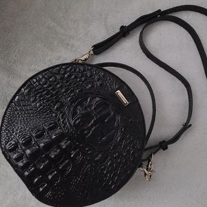 Brahmin round purse